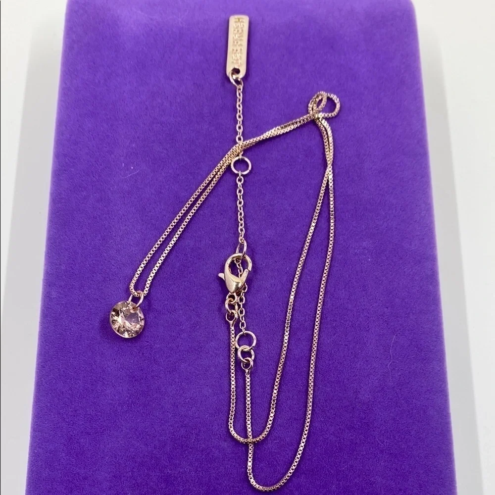 💛 Free Joe Fresh Elegant Gold Necklace with Peach Crystal Pendant - Picture 2 of 2
